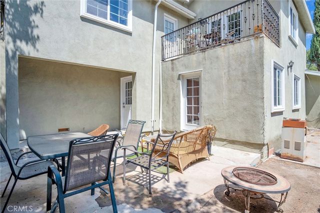 829 Cooper Avenue, Los Angeles, CA 90042