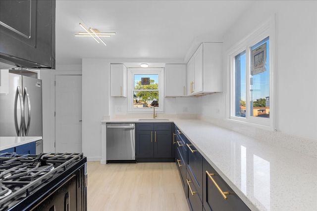 1335 Marengo Avenue 2, Forest Park, IL 60130