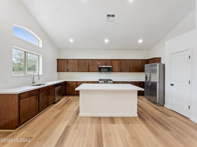 11527 W Bannerstone Street, Marana, AZ 85658