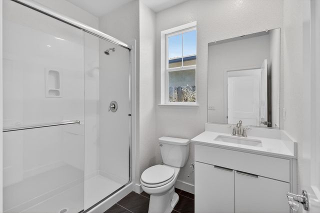 2883 Ridgecrest Dr, Lincoln, CA 95648