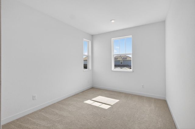 2883 Ridgecrest Dr, Lincoln, CA 95648