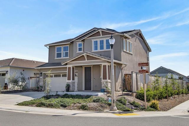 2883 Ridgecrest Dr, Lincoln, CA 95648