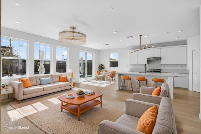 2883 Ridgecrest Dr, Lincoln, CA 95648