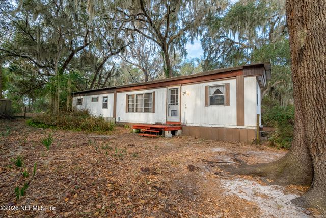 142 FISHERMANS Drive, Interlachen, FL 32148