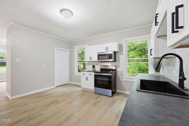 200 N 17th Street, Erwin, NC 28339