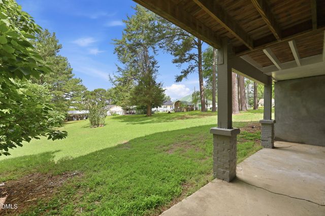 200 N 17th Street, Erwin, NC 28339