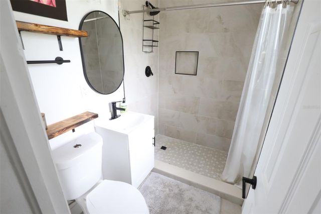 1002 NE 19TH PLACE, Gainesville, FL 32609