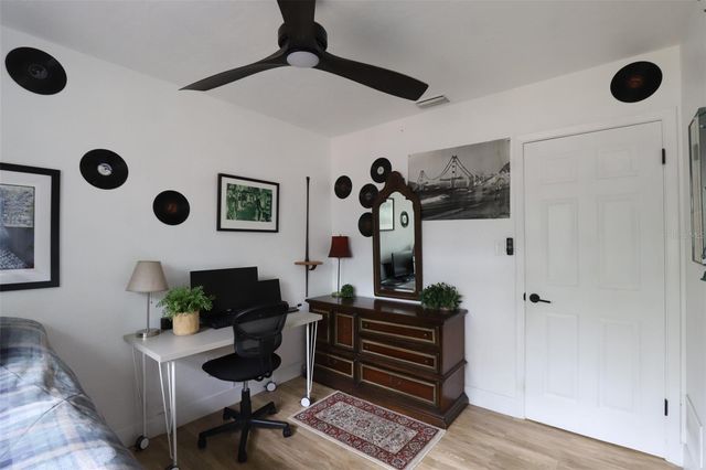 1002 NE 19TH PLACE, Gainesville, FL 32609