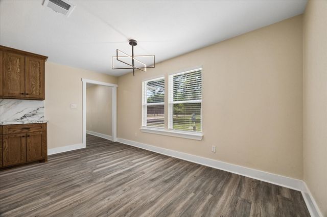 1190 County Road 146, Alvin, TX 77511