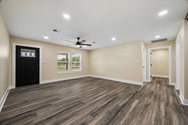 1190 County Road 146, Alvin, TX 77511