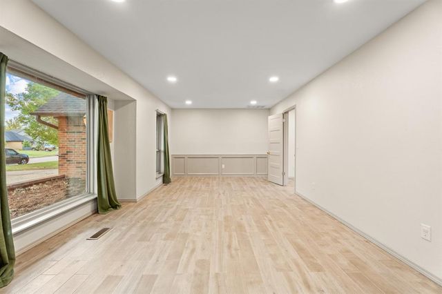13028 Burlingame Avenue, Oklahoma City, OK 73120