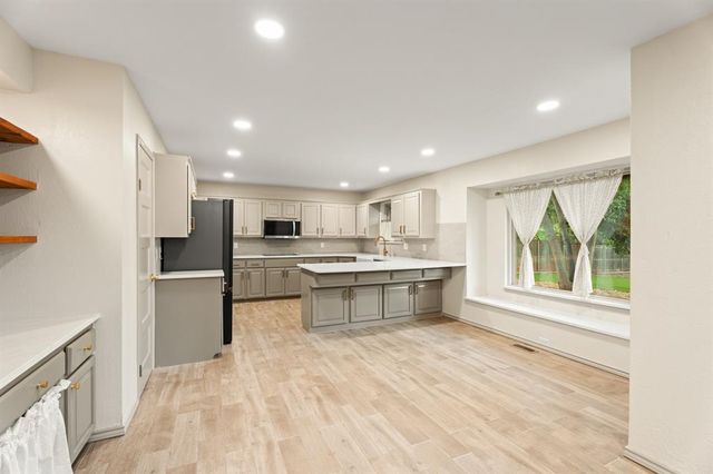 13028 Burlingame Avenue, Oklahoma City, OK 73120