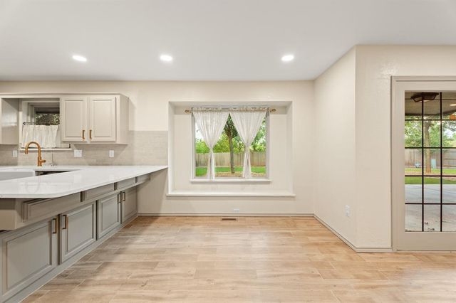 13028 Burlingame Avenue, Oklahoma City, OK 73120