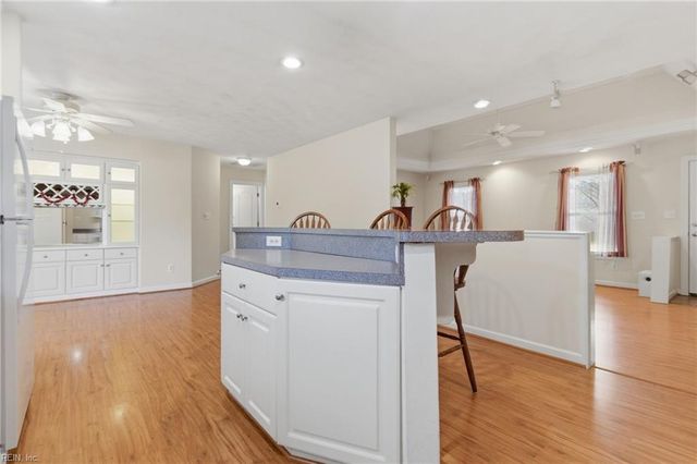 349 Briarfield DR, Chesapeake, VA 23322