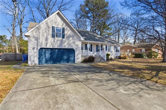 349 Briarfield DR, Chesapeake, VA 23322