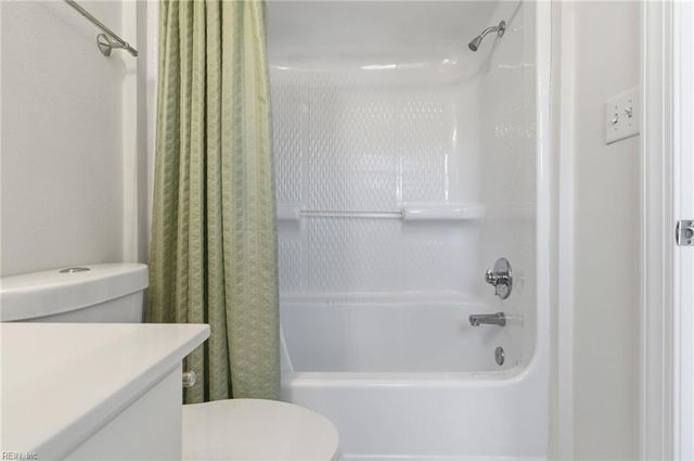 349 Briarfield DR, Chesapeake, VA 23322