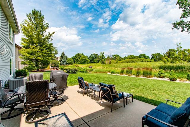 8160 S Lakeview DRIVE, Franklin, WI 53132