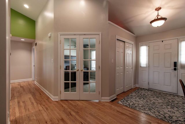 8160 S Lakeview DRIVE, Franklin, WI 53132