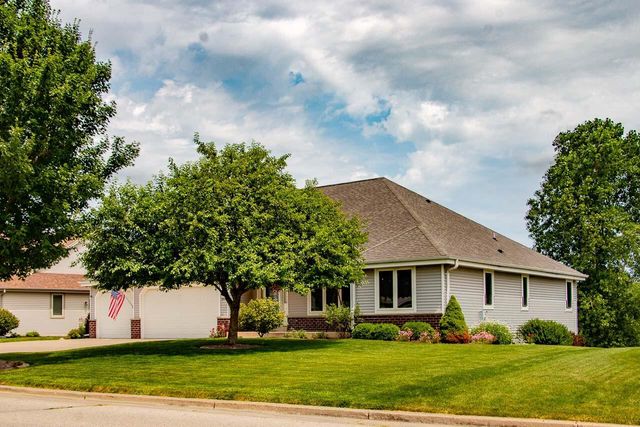 8160 S Lakeview DRIVE, Franklin, WI 53132