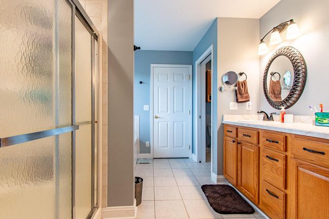 8160 S Lakeview DRIVE, Franklin, WI 53132