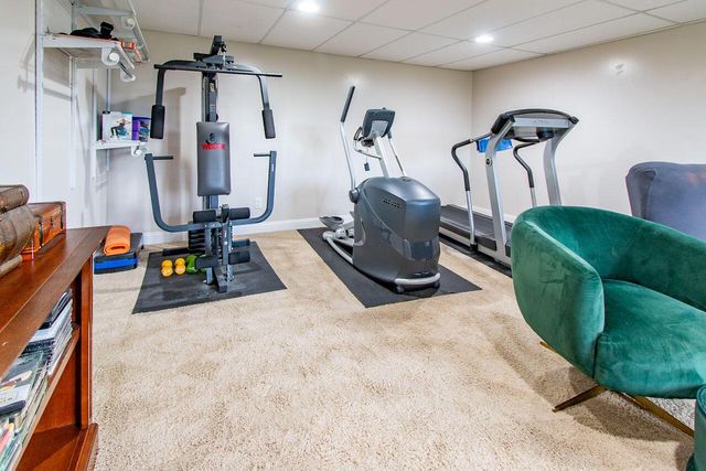8160 S Lakeview DRIVE, Franklin, WI 53132