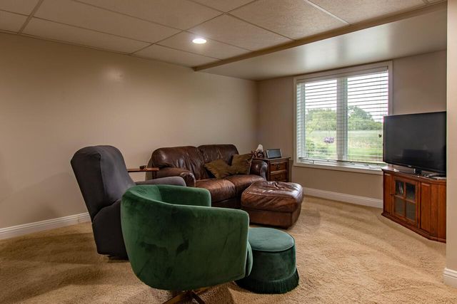 8160 S Lakeview DRIVE, Franklin, WI 53132