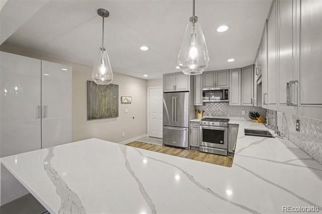 6479 S Havana A2, Englewood, CO 80111
