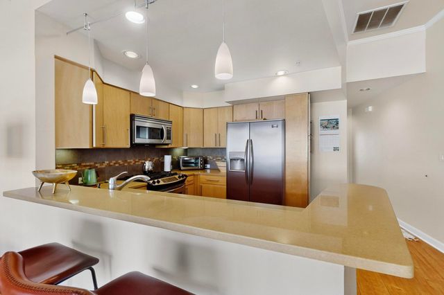 110 Richmond Drive SE UNIT 305, Albuquerque, NM 87106