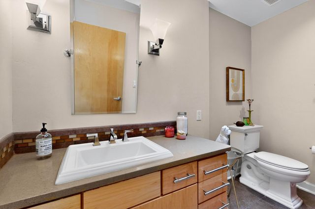 110 Richmond Drive SE UNIT 305, Albuquerque, NM 87106