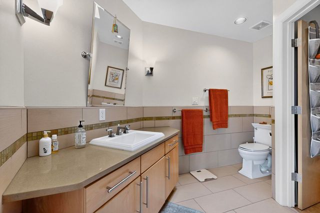 110 Richmond Drive SE UNIT 305, Albuquerque, NM 87106