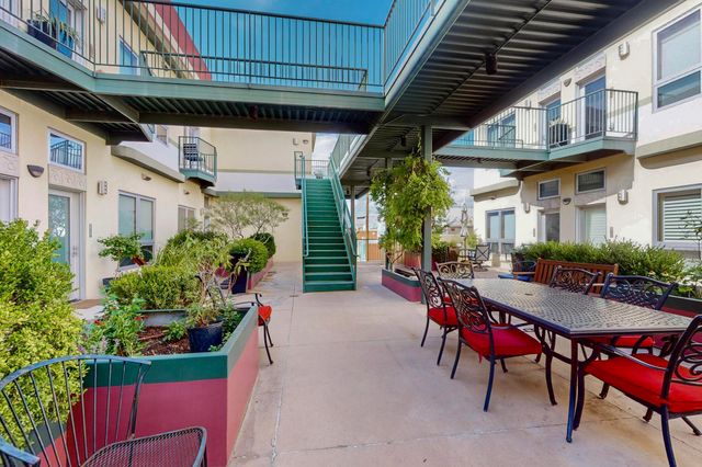 110 Richmond Drive SE UNIT 305, Albuquerque, NM 87106