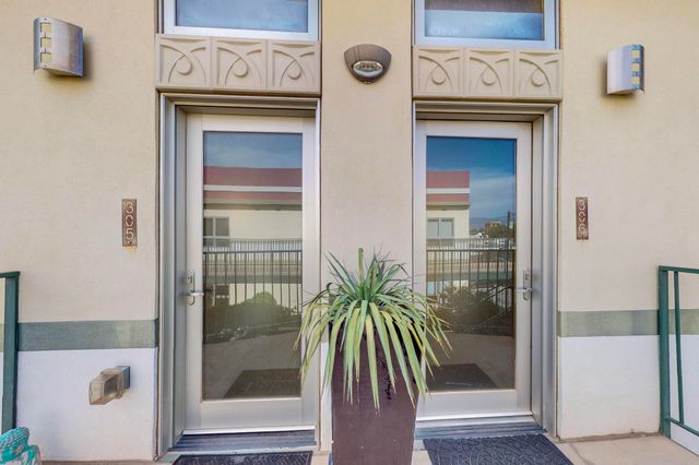 110 Richmond Drive SE UNIT 305, Albuquerque, NM 87106