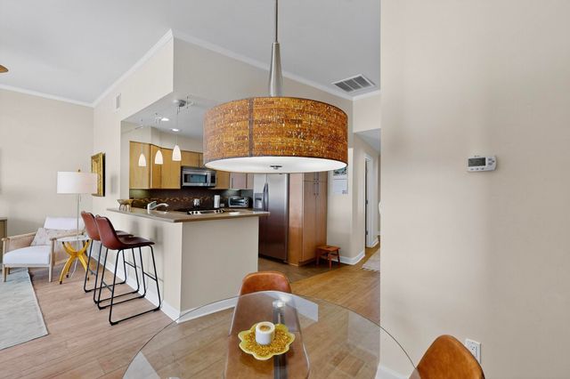 110 Richmond Drive SE UNIT 305, Albuquerque, NM 87106