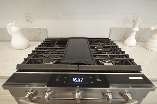 3412 W Venice Avenue, Visalia, CA 93277