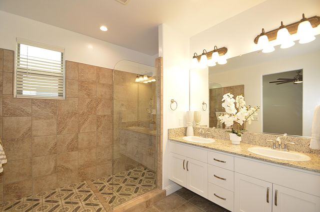 3412 W Venice Avenue, Visalia, CA 93277