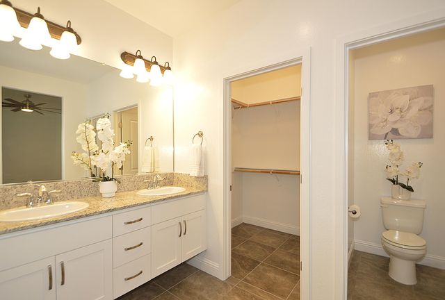 3412 W Venice Avenue, Visalia, CA 93277