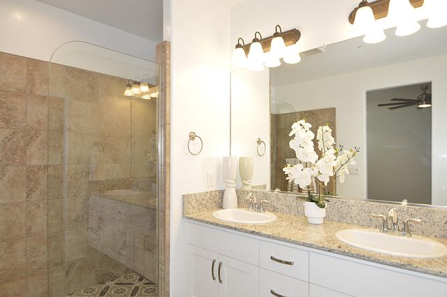 3412 W Venice Avenue, Visalia, CA 93277