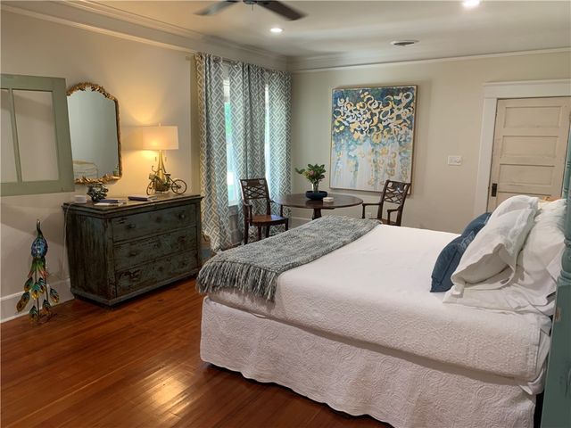 500 Fairview Avenue, College Station, TX 77840