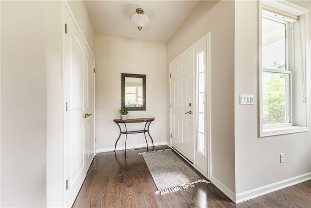 6934 Silverton Glen, Victor, NY 14564