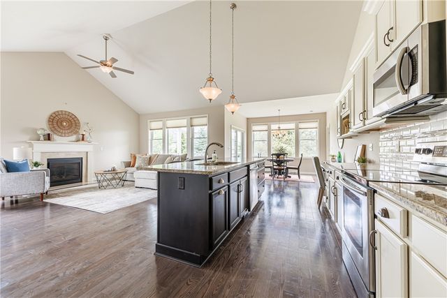 6934 Silverton Glen, Victor, NY 14564