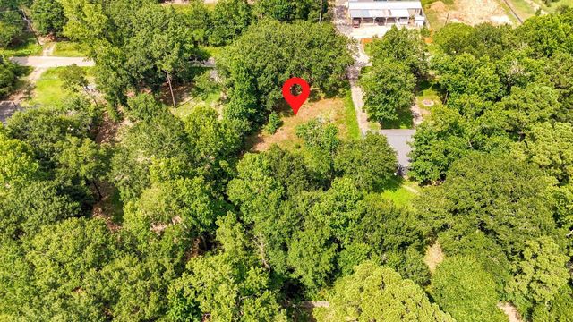 10924 L And M Road, Montgomery, TX 77316