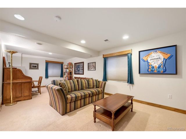 603 Columbine Ave, Broomfield, CO 80020