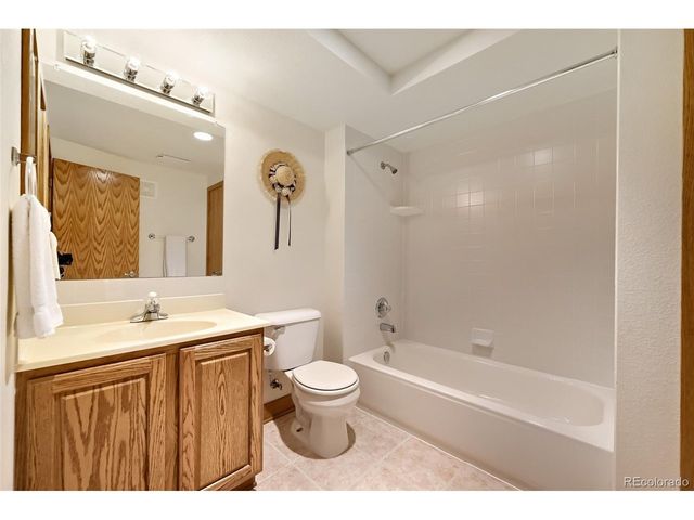 603 Columbine Ave, Broomfield, CO 80020