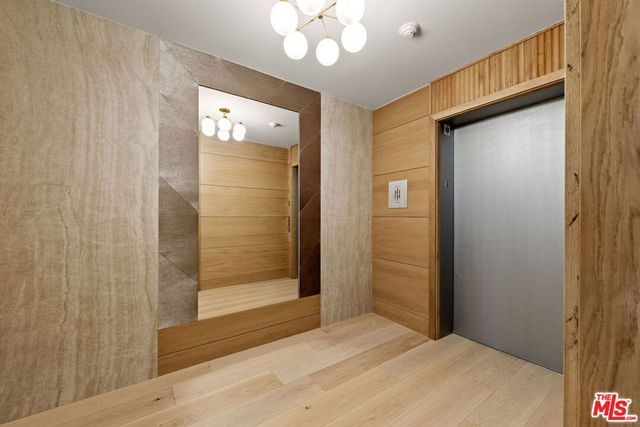 11923 Gorham Avenue 102, Los Angeles, CA 90049