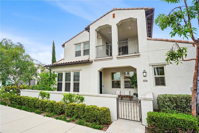 102 Trailblaze, Irvine, CA 92618