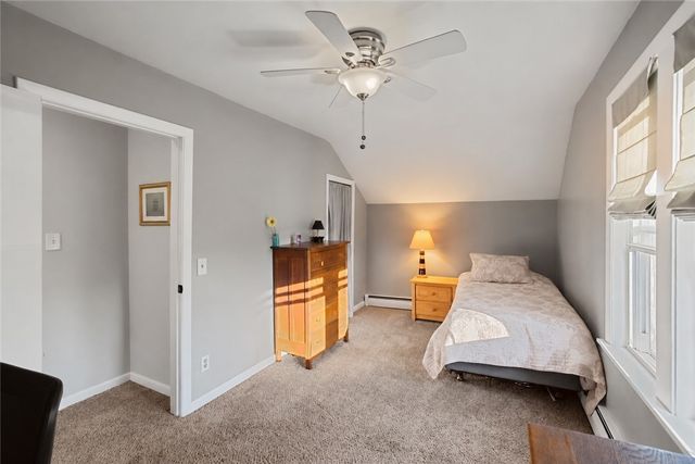 45 Cedar Avenue, Portsmouth, RI 02871