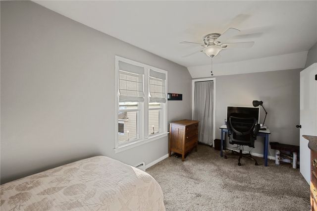 45 Cedar Avenue, Portsmouth, RI 02871