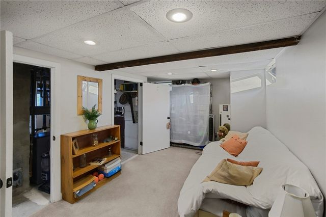 45 Cedar Avenue, Portsmouth, RI 02871