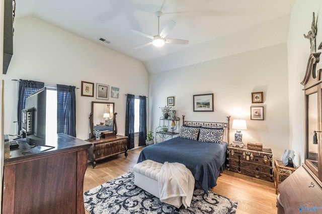 13 Farmhouse Way, Huntsville, AL 35803
