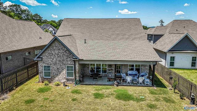 13 Farmhouse Way, Huntsville, AL 35803